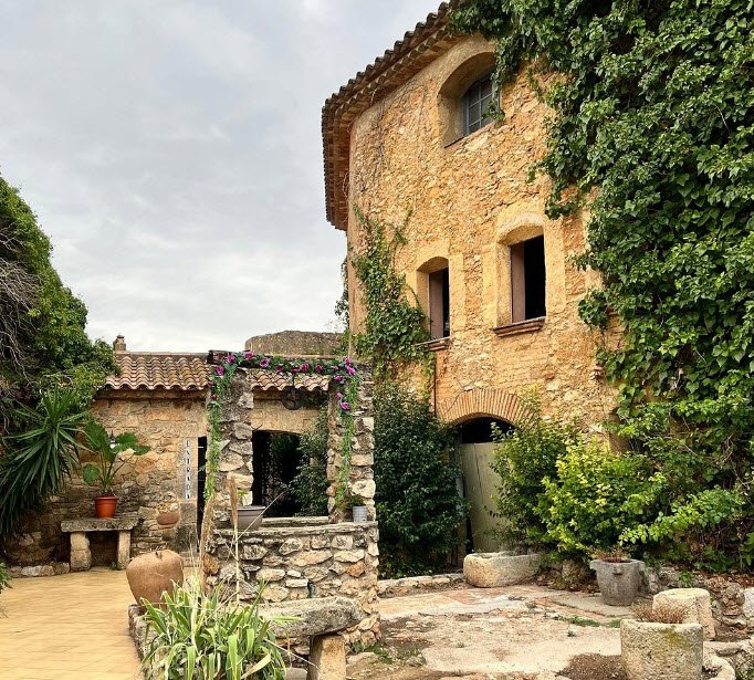 Castell de Rocamora, Spain